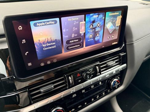 New 2026 Nissan Pathfinder SL image 28