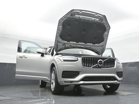 Used 2023 Volvo XC90 B5 Core image 53