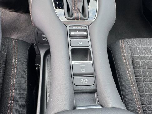 Certified 2026 Honda HR-V Sport image 24