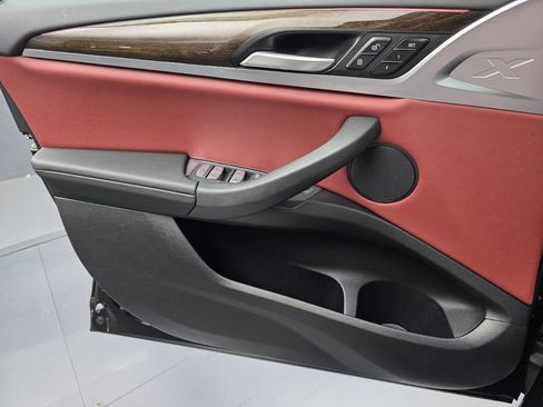 Used 2024 BMW X3 sDrive30i w/ Premium Package image 26