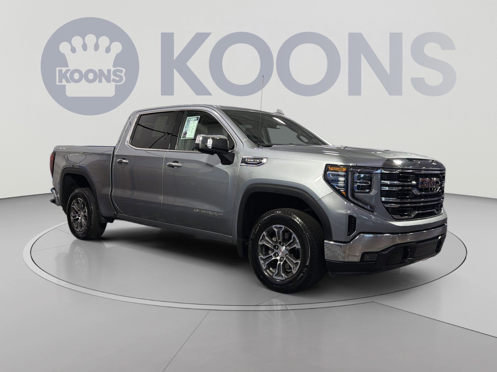 Used 2025 GMC Sierra 1500 SLT AWD/4WD image 10