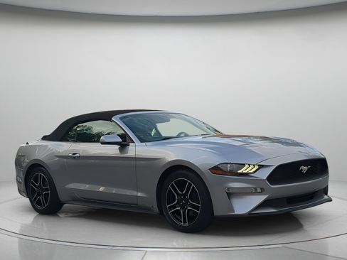 Certified 2020 Ford Mustang Premium RWD image 38