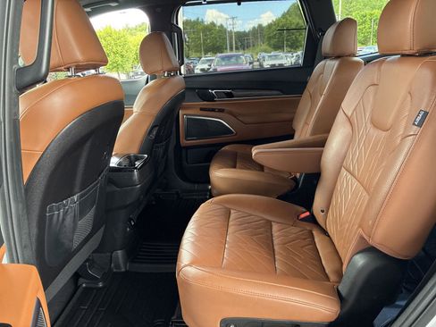 Used 2024 Kia Telluride SX Prestige X-Line AWD/4WD image 11