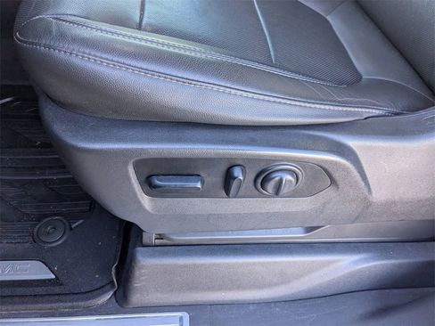 Used 2019 GMC Sierra 1500 SLT w/ SLT Premium Package image 18