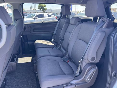 Used 2023 Honda Odyssey EX image 20