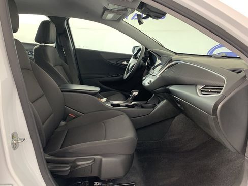 Used 2022 Chevrolet Malibu LS w/ Driver Confidence Package II FWD image 39