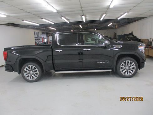 New 2026 GMC Sierra 1500 Denali w/ Denali Reserve Package AWD/4WD image 2