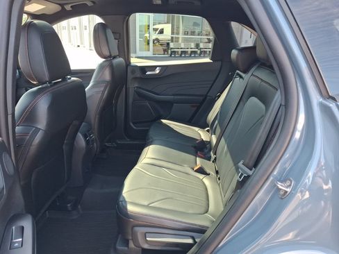 Used 2025 Ford Escape ST-Line Elite w/ Premium Technology Package AWD/4WD image 10