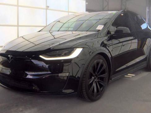 Used 2022 Tesla Model X Plaid AWD/4WD image 2