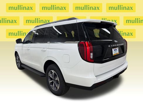 New 2027 Ford Expedition Active RWD image 9