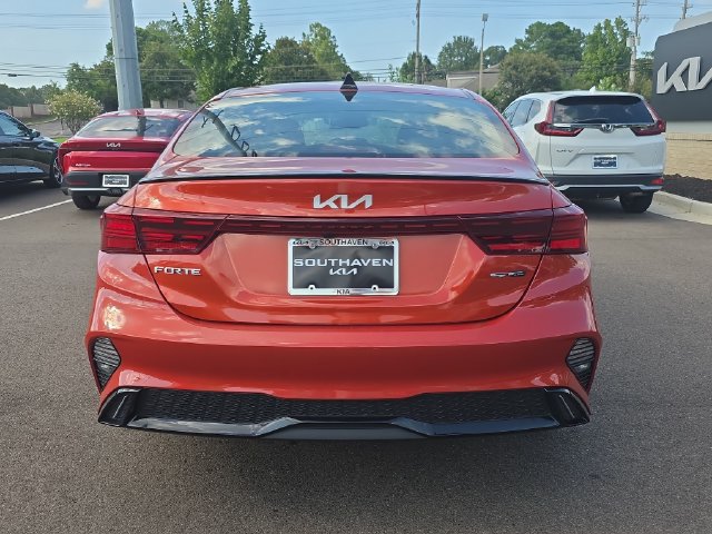 Used 2023 Kia Forte GT-Line w/ GT-Line Premium Package FWD image 4