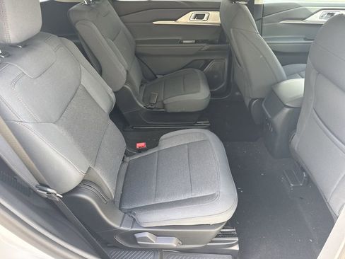 New 2026 Ford Explorer Active image 15