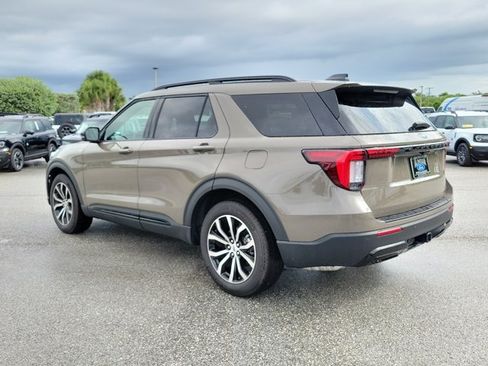 New 2026 Ford Explorer ST-Line RWD image 7
