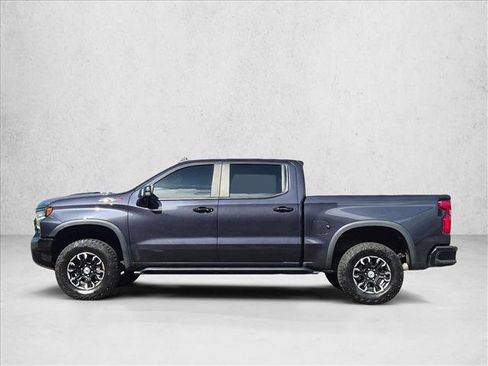 Used 2022 Chevrolet Silverado 1500 ZR2 w/ Technology Package AWD/4WD image 8