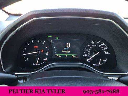 Used 2019 Toyota Avalon XLE w/ Moonroof Package image 33