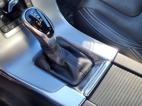 Used 2018 Volvo S60 T5 Dynamic w/ Protection Package image 15