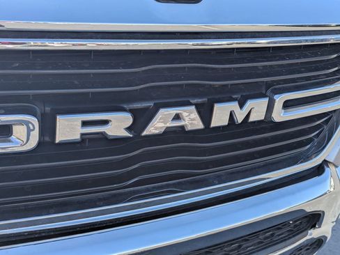 Used 2020 RAM 1500 Big Horn AWD/4WD image 12
