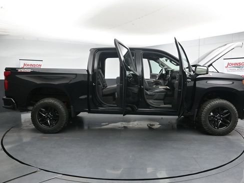 Used 2021 Chevrolet Silverado 1500 LT Trail Boss w/ Convenience Package II AWD/4WD image 41