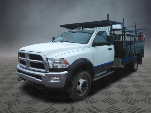 Used 2018 RAM 5500 Tradesman w/ Payload Upgrade Package AWD/4WD image 2