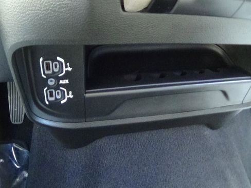 Certified 2024 RAM 2500 Laramie AWD/4WD image 28