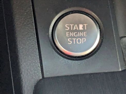 Used 2017 Audi A4 2.0T Premium Plus w/ Premium Plus Package image 14