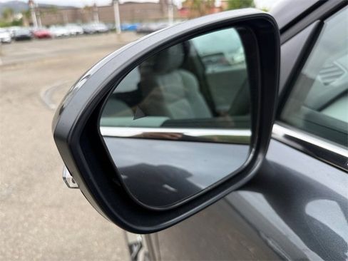 New 2025 Mitsubishi Outlander SEL image 33