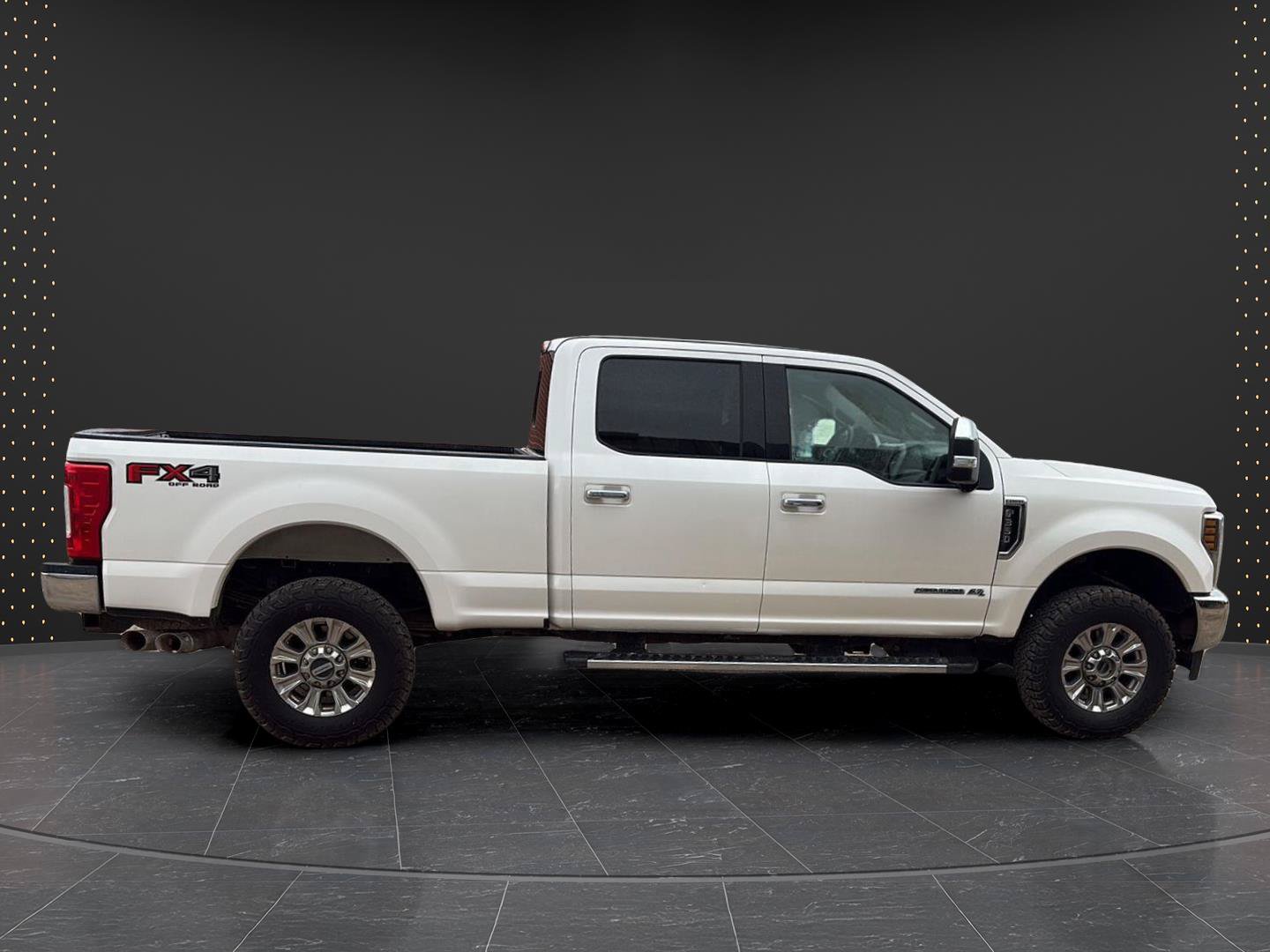 Used 2019 Ford F350 Lariat w/ Chrome Package AWD/4WD image 6
