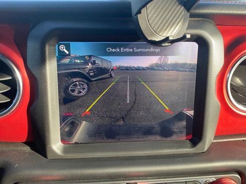 Used 2020 Jeep Gladiator Rubicon image 12