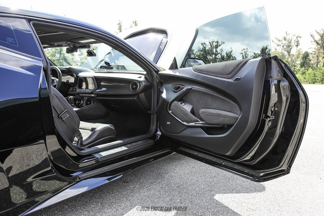 Used 2017 Chevrolet Camaro ZL1 RWD image 36