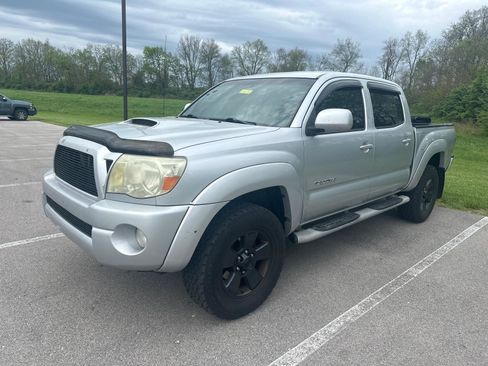 Used 2005 Toyota Tacoma 4x4 Double Cab image 7