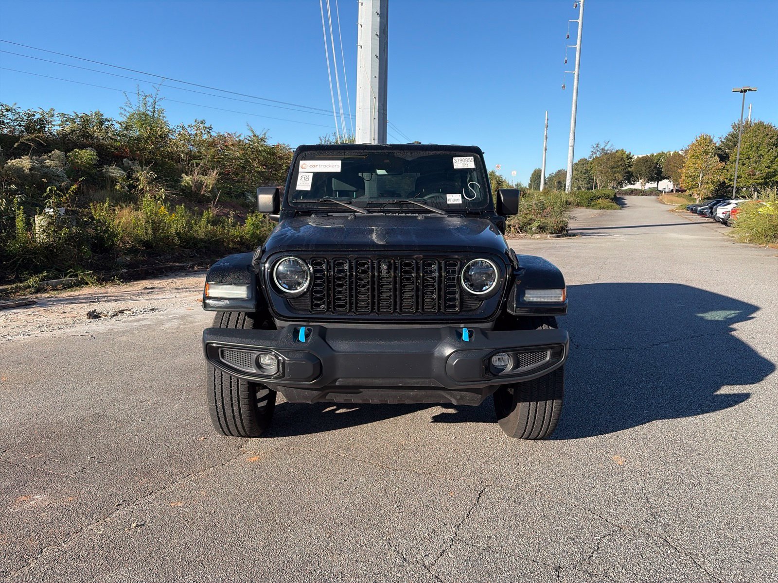 Used 2024 Jeep Wrangler Unlimited Sahara w/ Technology Group AWD/4WD image 1