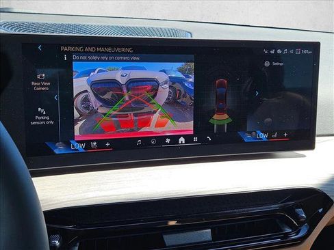 New 2026 BMW 330i Sedan w/ M Sport Package image 13