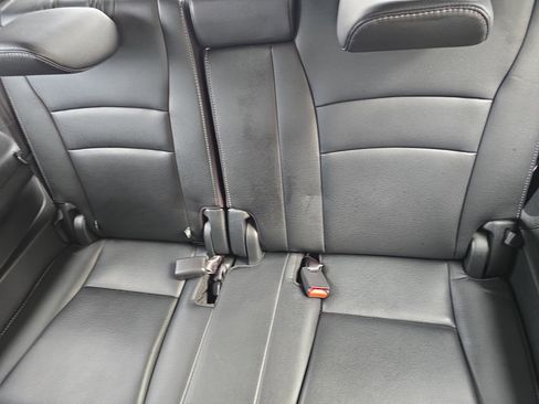 Used 2019 Honda Pilot Touring image 21