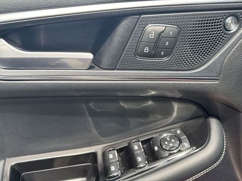 Certified 2019 Ford Edge ST w/ Equipment Group 401A AWD/4WD image 13