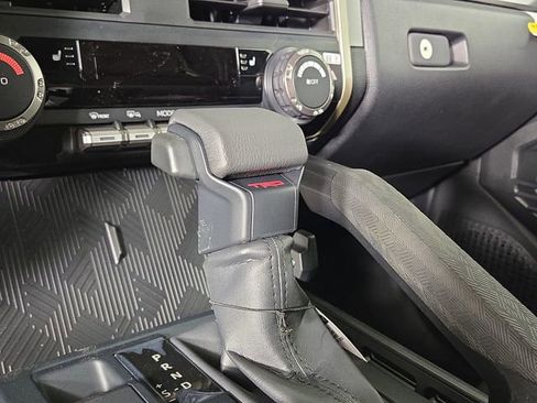 New 2026 Toyota Tacoma TRD Off-Road AWD/4WD image 19