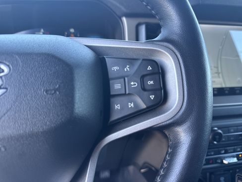 Certified 2025 Ford Bronco Outer Banks AWD/4WD image 36