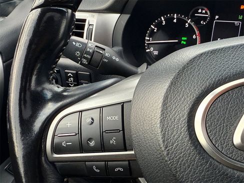 Used 2022 Lexus GX 460 Premium image 13