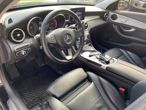 Used 2016 Mercedes-Benz C 300 4MATIC Sedan image 3