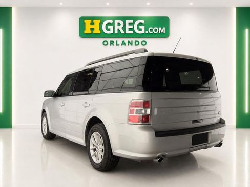 Used 2019 Ford Flex SE FWD image 2