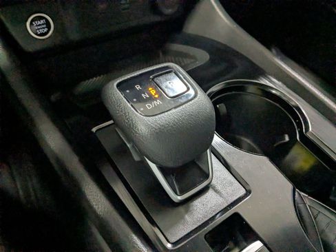 Used 2023 Nissan Rogue SV AWD/4WD image 18