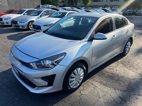 Used 2023 Kia Rio LX FWD image 9