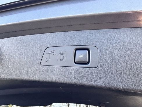 Used 2022 Lincoln Corsair FWD image 36