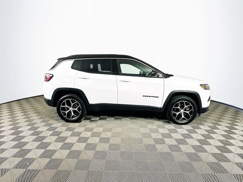 Certified 2024 Jeep Compass Limited AWD/4WD image 13