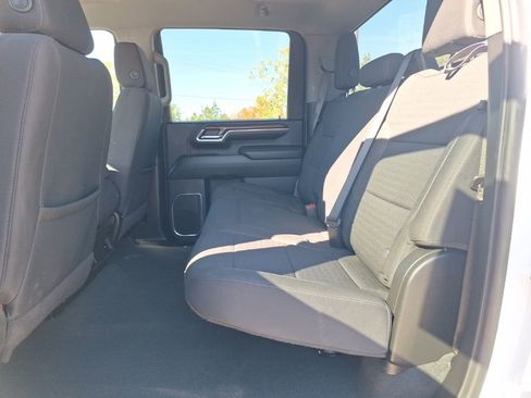 Certified 2024 Chevrolet Silverado 2500 LT image 27