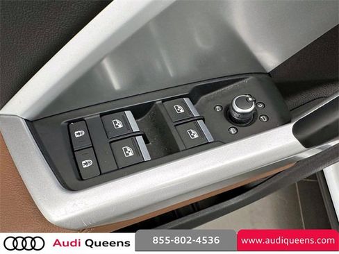 Certified 2022 Audi Q3 2.0T Premium Plus w/ Premium Plus Package image 17