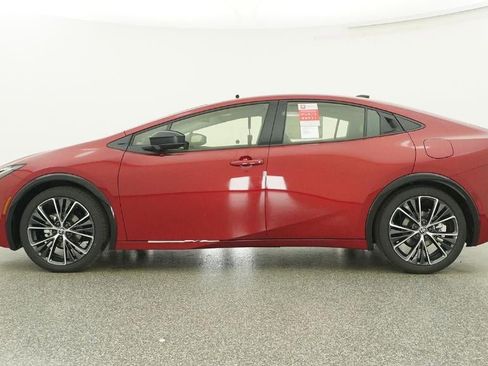 New 2026 Toyota Prius XLE image 19