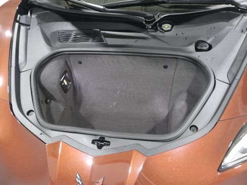 Used 2023 Chevrolet Corvette Stingray Convertible w/ Z51 Performance Package RWD image 11
