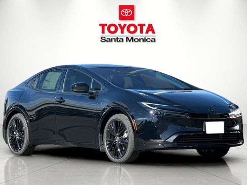 New 2026 Toyota Prius FWD image 1