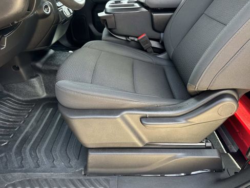 Used 2025 Chevrolet Silverado 1500 W/T RWD image 15