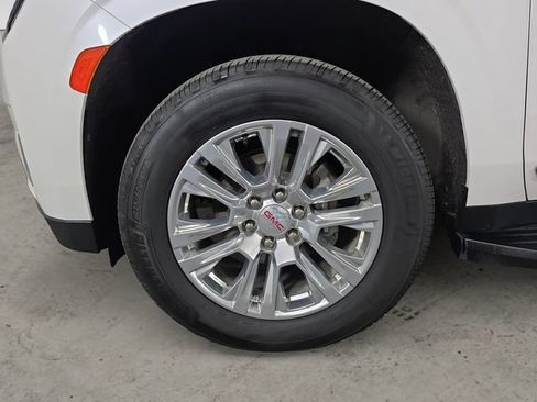 Certified 2022 GMC Yukon Denali AWD/4WD image 9